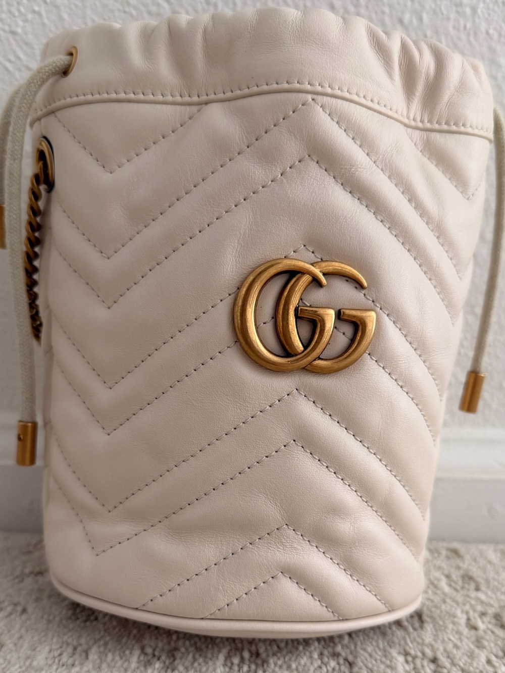 Gucci Double G Marmont small bucket bag